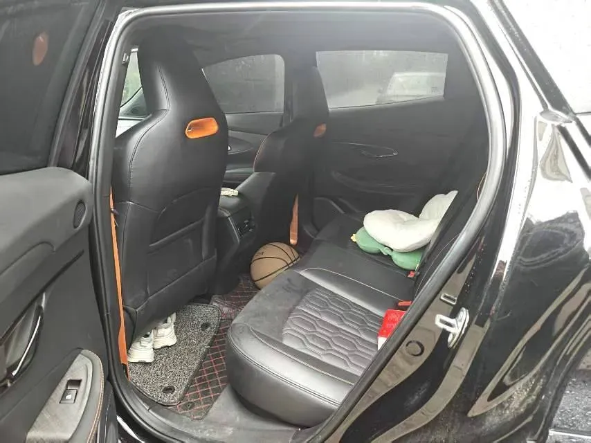 2022 ChangAn UNI-T 2.0T 233HP L4 8AT,autocango,china used car exporter,china ev exporter,chinese used car exporter,chinese used ev exporter