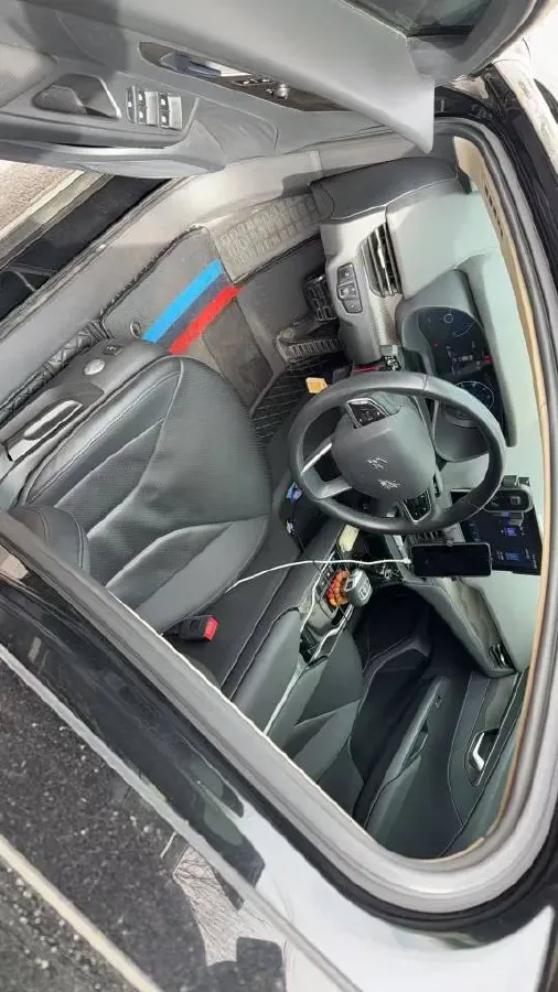 2023 HongQi E-QM5 BEV 82KWH,autocango,china used car exporter,china ev exporter,chinese used car exporter,chinese used ev exporter