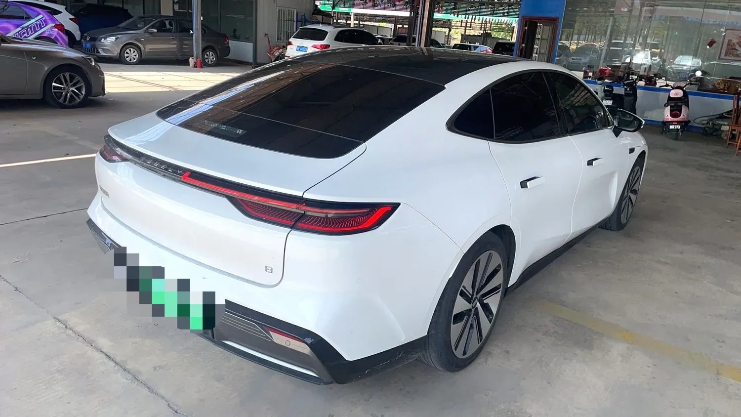 2024 Geely Galaxy E8 BEV 76KWH,autocango,china used car exporter,china ev exporter,chinese used car exporter,chinese used ev exporter