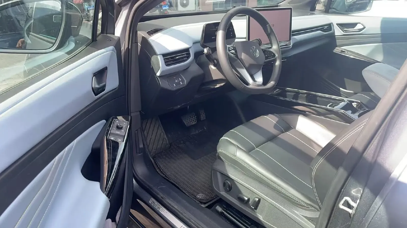 2025 Volkswagen ID.4 X BEV 52.8KWH,autocango,china used car exporter,china ev exporter,chinese used car exporter,chinese used ev exporter