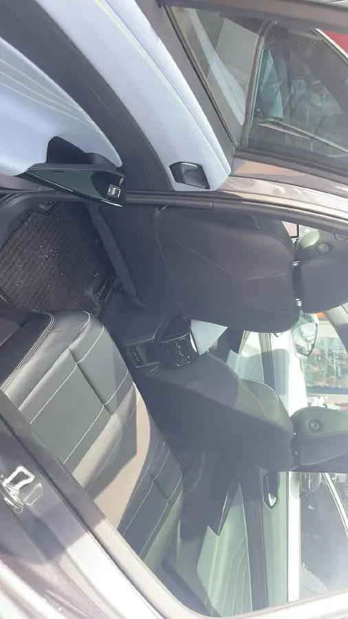 2025 Volkswagen ID.4 X BEV 52.8KWH,autocango,china used car exporter,china ev exporter,chinese used car exporter,chinese used ev exporter