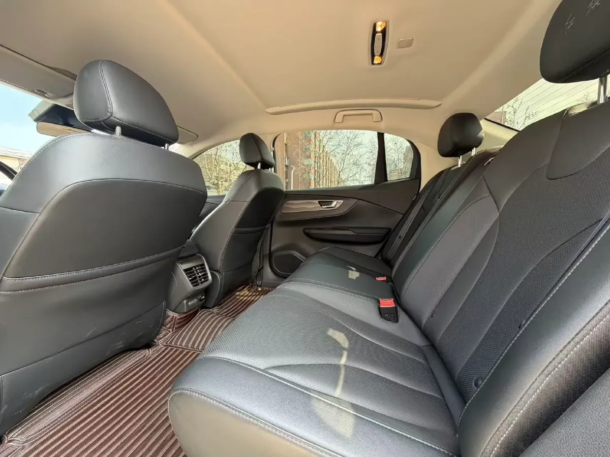 2022 HongQi E-QM5 BEV 54KWH,autocango,china used car exporter,china ev exporter,chinese used car exporter,chinese used ev exporter