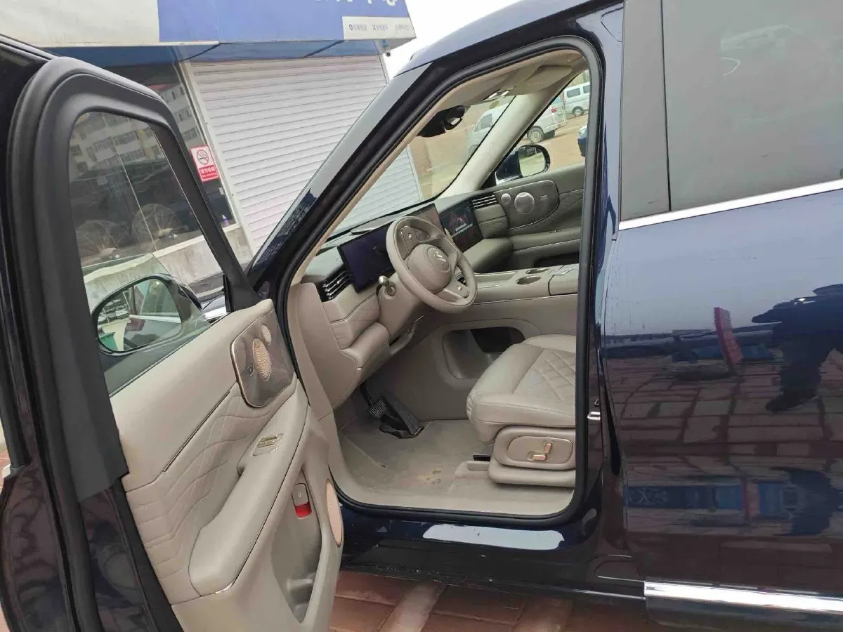 2026 IM LS9 REEV 155HP REEV,autocango,china used car exporter,china ev exporter,chinese used car exporter,chinese used ev exporter