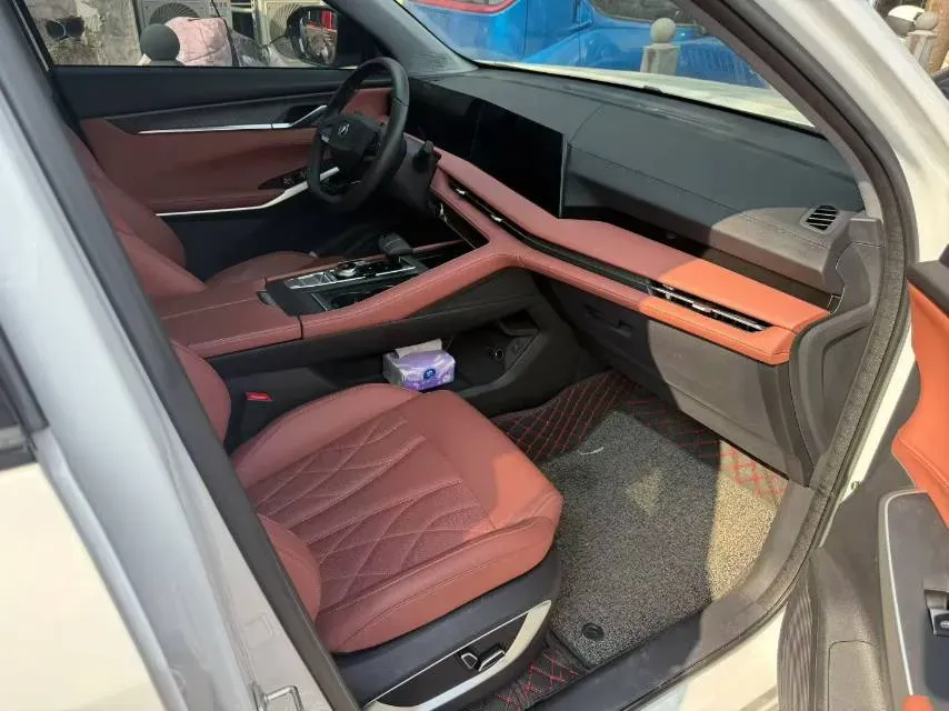 2024 ChangAn CS75 Plus 1.5T 188HP L4 8AT,autocango,china used car exporter,china ev exporter,chinese used car exporter,chinese used ev exporter