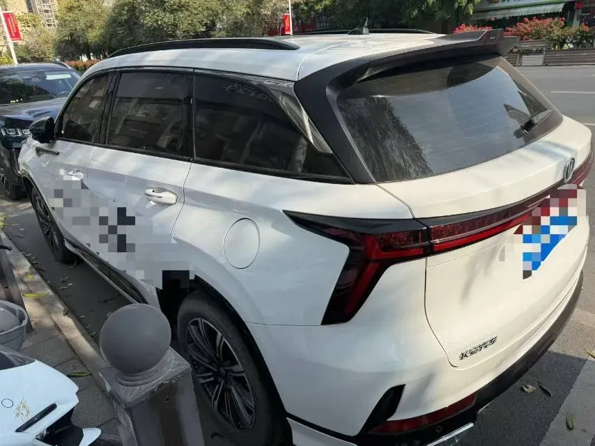 2024 ChangAn CS75 Plus 1.5T 188HP L4 8AT,autocango,china used car exporter,china ev exporter,chinese used car exporter,chinese used ev exporter