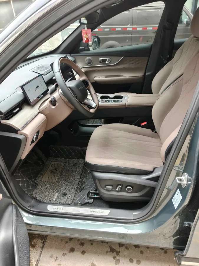 2025 Fulwin FulwinT8 1.5T 156HP L4 1DHT PHEV 18.67KWH,autocango,china used car exporter,china ev exporter,chinese used car exporter,chinese used ev exporter