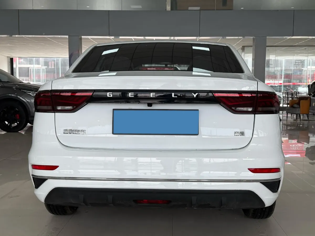 2025 Geely Emgrand 1.5L 127HP L4 5MT,autocango,china used car exporter,china ev exporter,chinese used car exporter,chinese used ev exporter