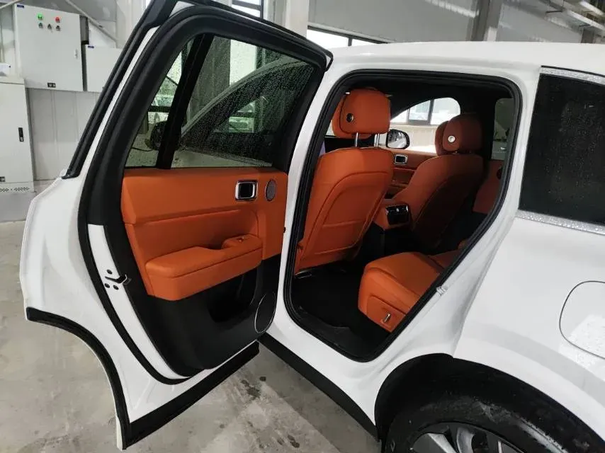 2024 Li L6 Range Extended 154HP L4 REEV 36.8KWH,autocango,china used car exporter,china ev exporter,chinese used car exporter,chinese used ev exporter