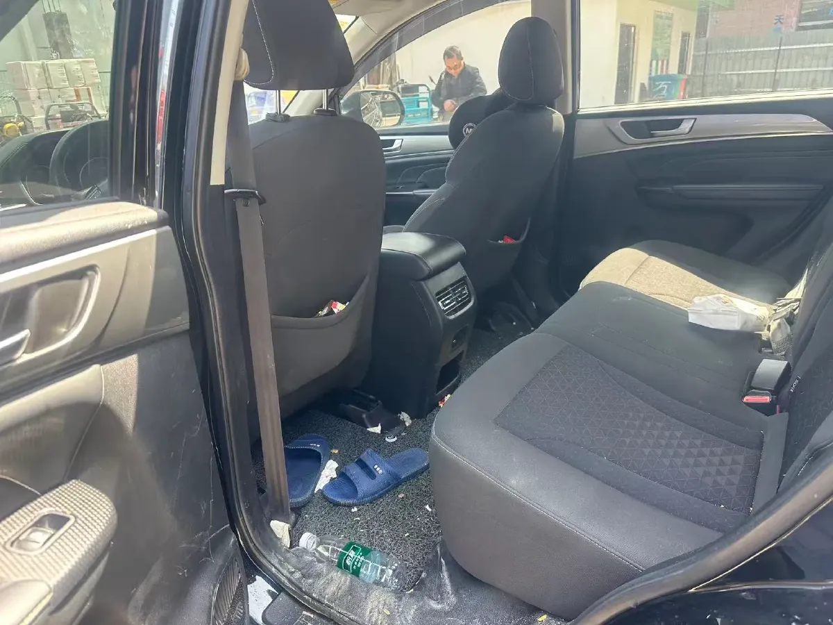 2021 Haval M6 1.5T 150HP L4 6MT,autocango,china used car exporter,china ev exporter,chinese used car exporter,chinese used ev exporter