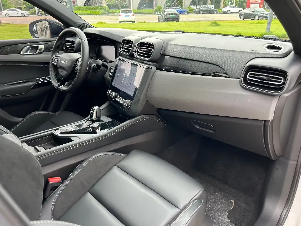 2022 LYNK&CO 03 1.5T 180HP L3 7DCT,autocango,china used car exporter,china ev exporter,chinese used car exporter,chinese used ev exporter