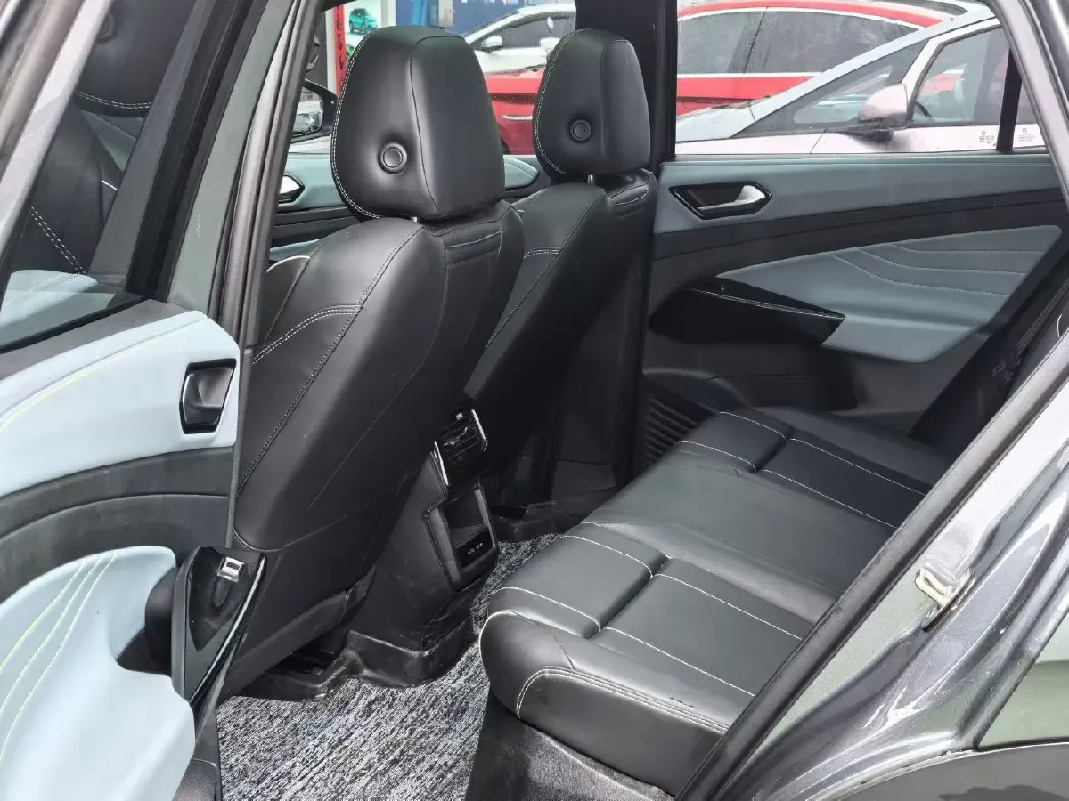 2023 Volkswagen ID.4 X BEV 52.8KWH,autocango,china used car exporter,china ev exporter,chinese used car exporter,chinese used ev exporter