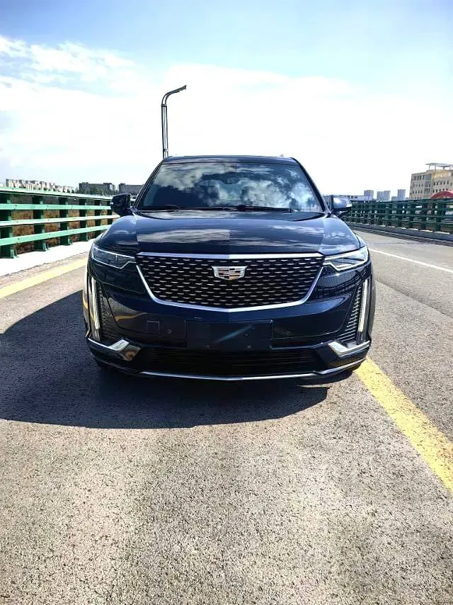 2021 Cadillac XT6 2.0T 237HP L4 9AT,autocango,china used car exporter,china ev exporter,chinese used car exporter,chinese used ev exporter