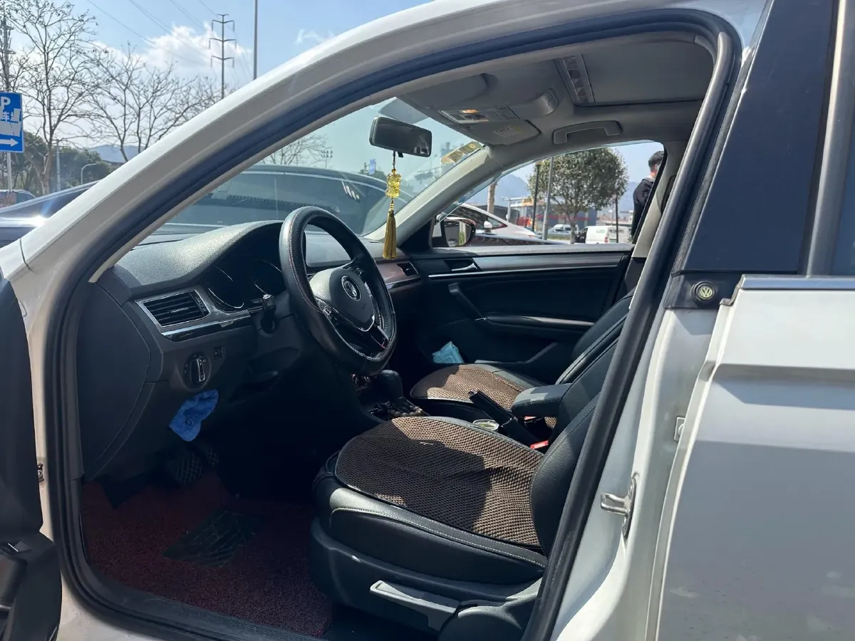 2018 Volkswagen Bora 1.5L 110HP L4 6AT,autocango,china used car exporter,china ev exporter,chinese used car exporter,chinese used ev exporter