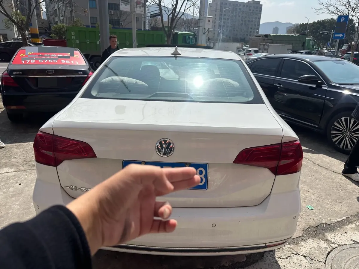 2018 Volkswagen Bora 1.5L 110HP L4 6AT,autocango,china used car exporter,china ev exporter,chinese used car exporter,chinese used ev exporter