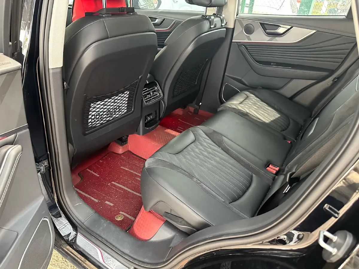 2023 HongQi HS5 2.0T 252HP L4 8AT,autocango,china used car exporter,china ev exporter,chinese used car exporter,chinese used ev exporter