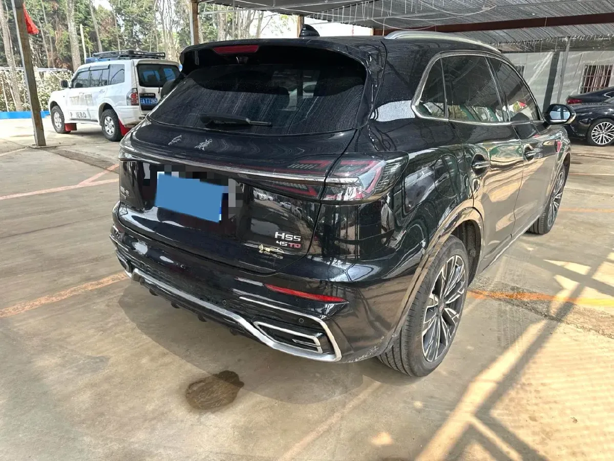 2023 HongQi HS5 2.0T 252HP L4 8AT,autocango,china used car exporter,china ev exporter,chinese used car exporter,chinese used ev exporter