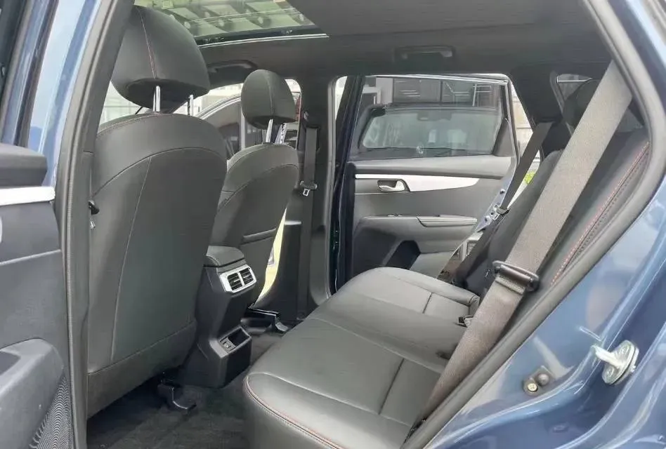 2021 Kia Sportage R 1.5T 200HP L4 7DCT,autocango,china used car exporter,china ev exporter,chinese used car exporter,chinese used ev exporter