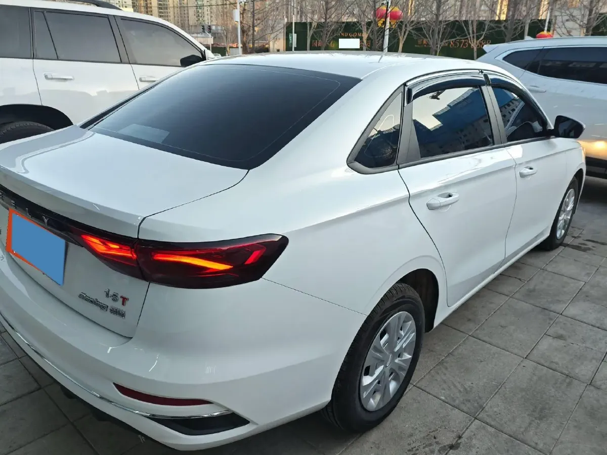 2025 Geely Emgrand 1.5L 127HP L4 5MT,autocango,china used car exporter,china ev exporter,chinese used car exporter,chinese used ev exporter