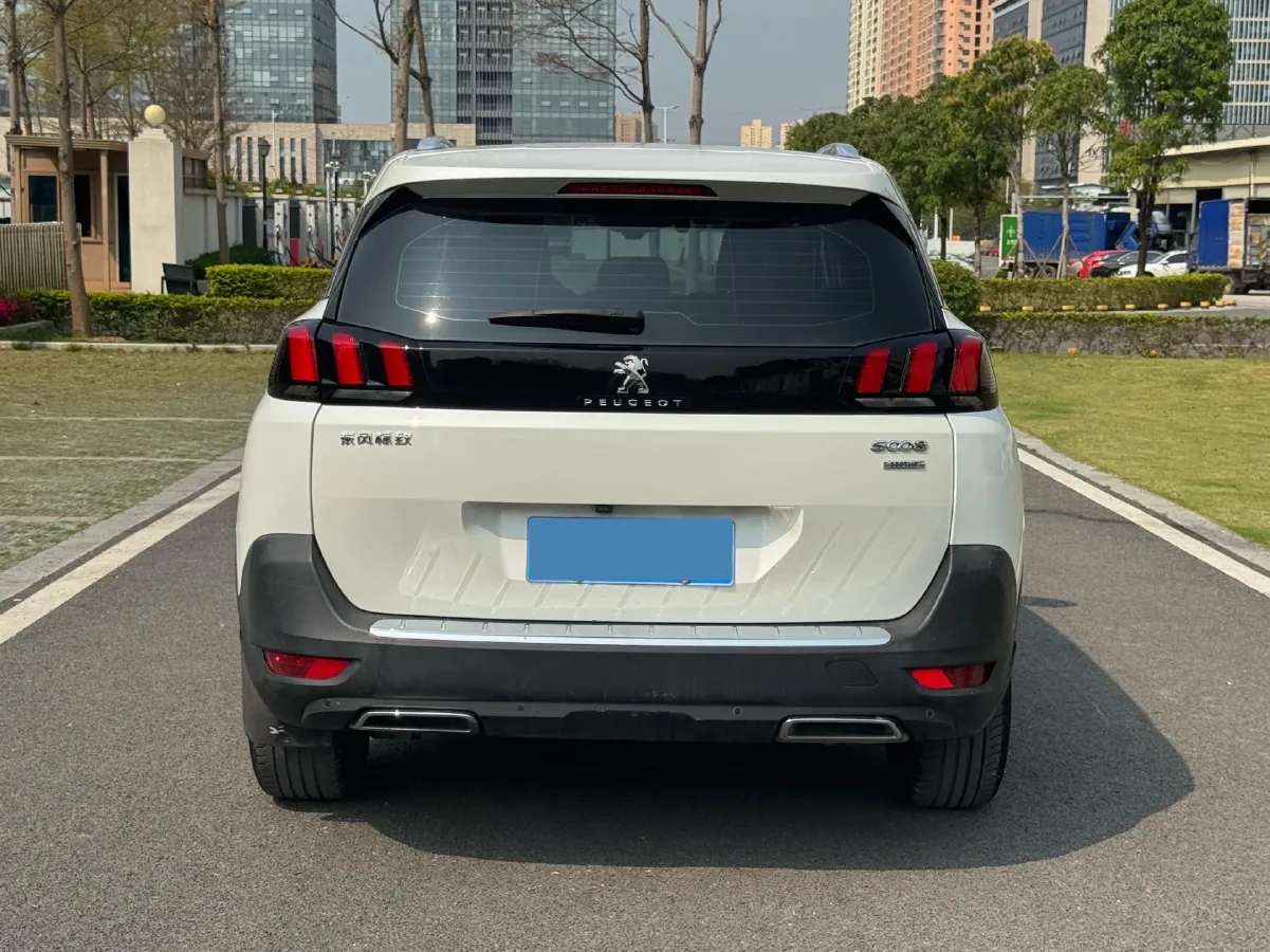 2019 Peugeot 5008 1.8T 204HP L4 6AT,autocango,china used car exporter,china ev exporter,chinese used car exporter,chinese used ev exporter