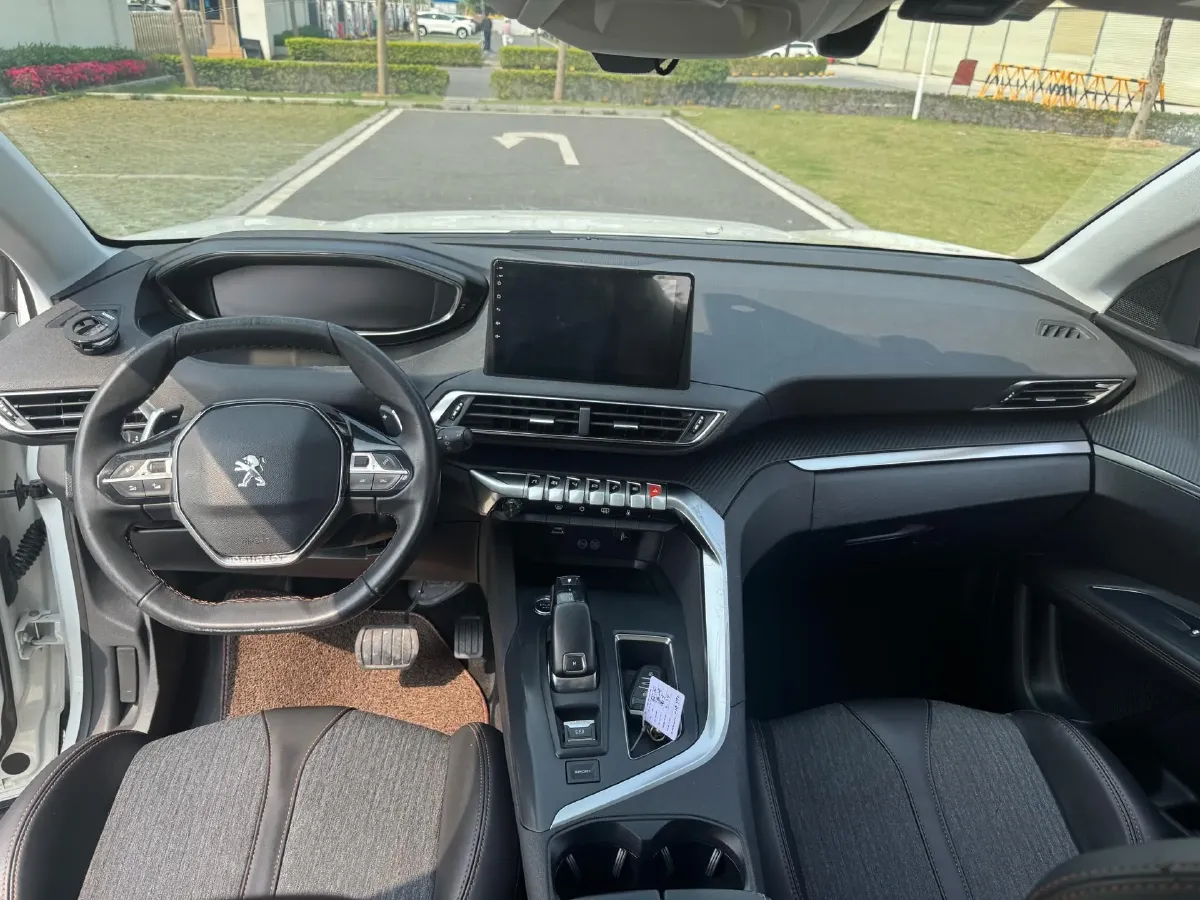 2019 Peugeot 5008 1.8T 204HP L4 6AT,autocango,china used car exporter,china ev exporter,chinese used car exporter,chinese used ev exporter