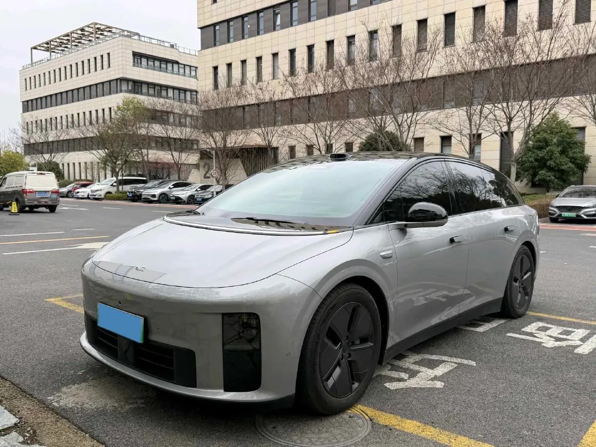 2025 Li i6 BEV,autocango,china used car exporter,china ev exporter,chinese used car exporter,chinese used ev exporter