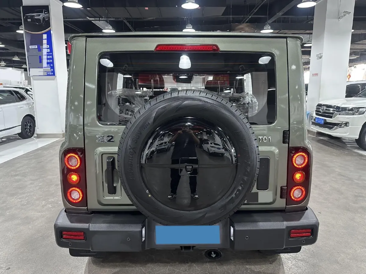 2024 212 212 T01 2.0T 252HP L4 8AT,autocango,china used car exporter,china ev exporter,chinese used car exporter,chinese used ev exporter