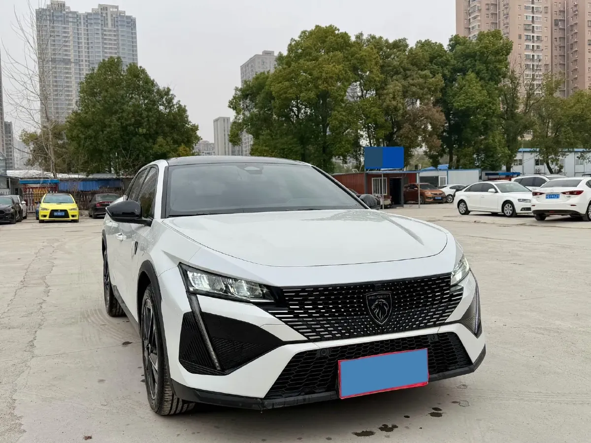 2025 Peugeot 408X 1.6T 175HP L4 8AT,autocango,china used car exporter,china ev exporter,chinese used car exporter,chinese used ev exporter