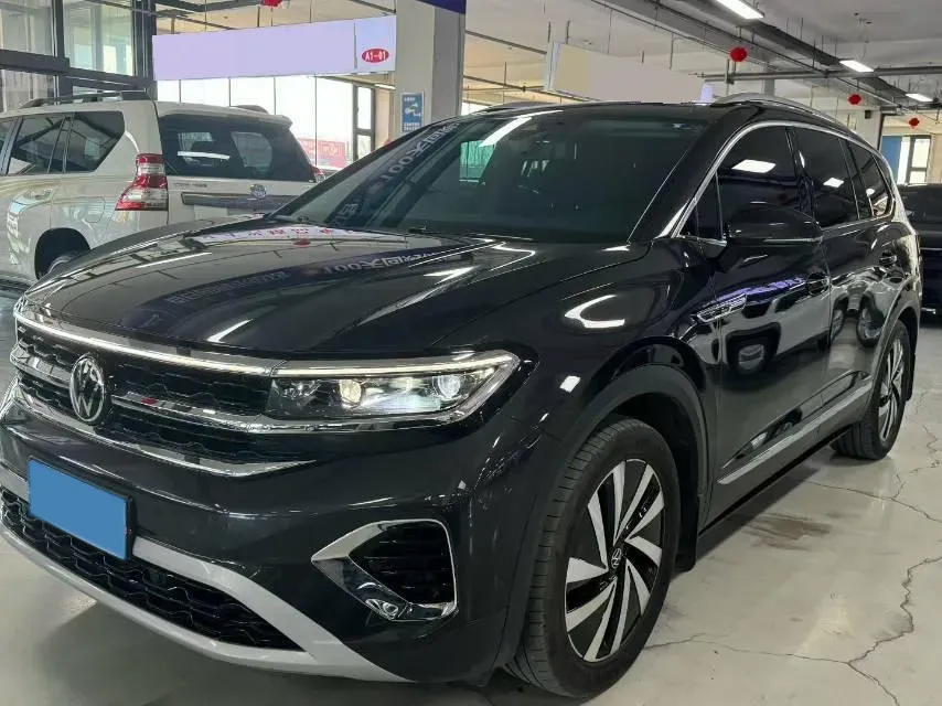 2021 Volkswagen Talagon 2.0T 220HP L4 7DCT,autocango,china used car exporter,china ev exporter,chinese used car exporter,chinese used ev exporter