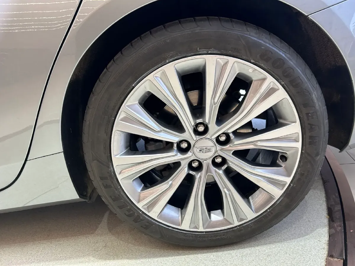 2023 Cadillac CT6 2.0T 237HP L4 10AT,autocango,china used car exporter,china ev exporter,chinese used car exporter,chinese used ev exporter