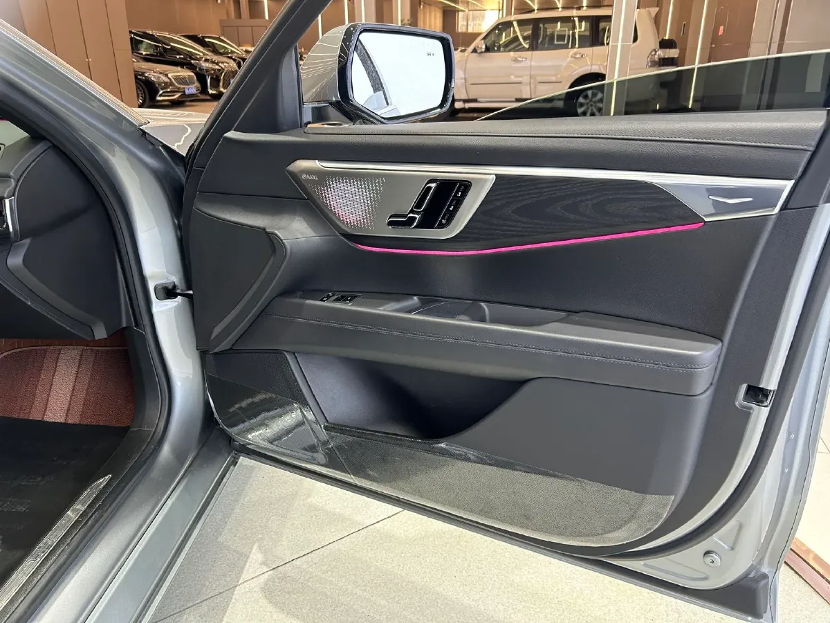 2023 Cadillac CT6 2.0T 237HP L4 10AT,autocango,china used car exporter,china ev exporter,chinese used car exporter,chinese used ev exporter