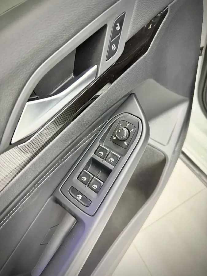 2021 Volkswagen Golf 1.4T 150HP L4 7DCT,autocango,china used car exporter,china ev exporter,chinese used car exporter,chinese used ev exporter