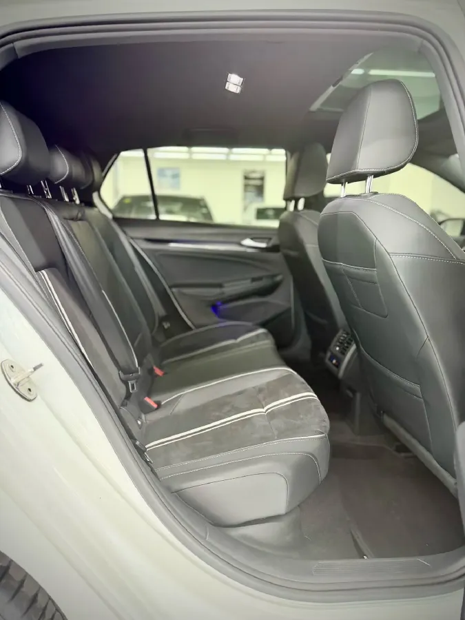 2021 Volkswagen Golf 1.4T 150HP L4 7DCT,autocango,china used car exporter,china ev exporter,chinese used car exporter,chinese used ev exporter