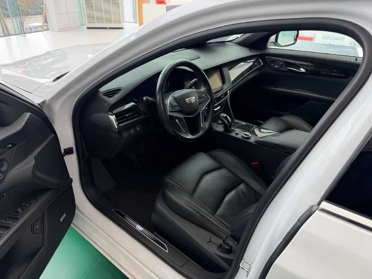 2022 Cadillac CT6 2.0T 237HP L4 10AT,autocango,china used car exporter,china ev exporter,chinese used car exporter,chinese used ev exporter