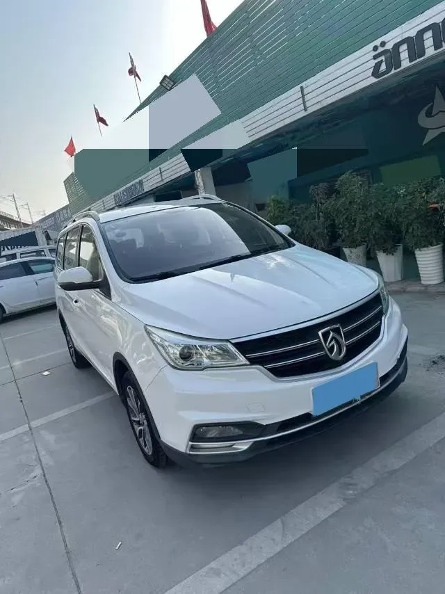 2019 BaoJun 730 1.5T 151HP L4 CVT,autocango,china used car exporter,china ev exporter,chinese used car exporter,chinese used ev exporter