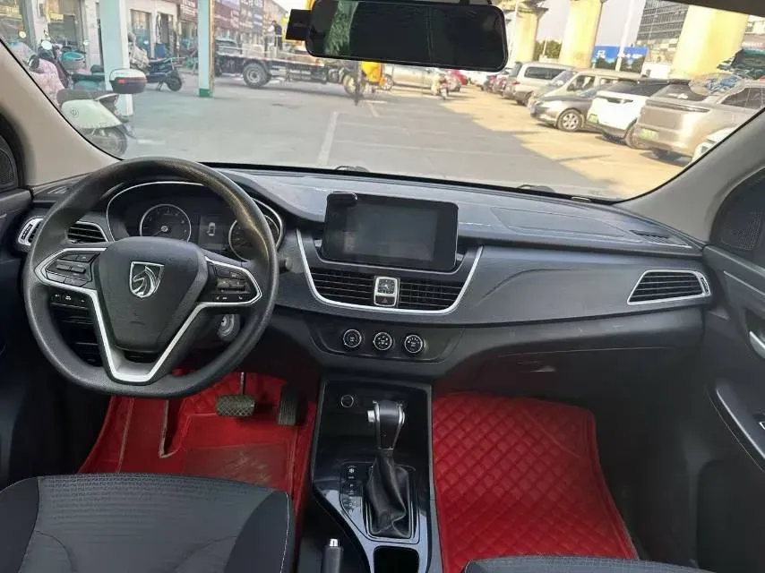 2019 BaoJun 730 1.5T 151HP L4 CVT,autocango,china used car exporter,china ev exporter,chinese used car exporter,chinese used ev exporter