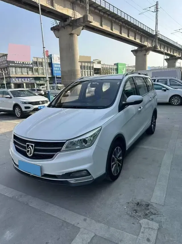 2019 BaoJun 730 1.5T 151HP L4 CVT,autocango,china used car exporter,china ev exporter,chinese used car exporter,chinese used ev exporter