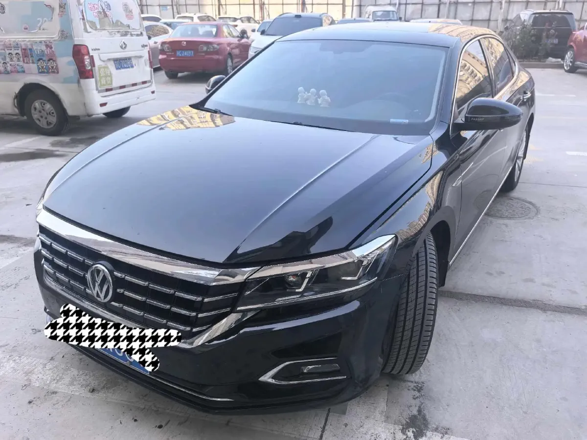 2020 Volkswagen Passat 2.0T 186HP L4 7DCT,autocango,china used car exporter,china ev exporter,chinese used car exporter,chinese used ev exporter