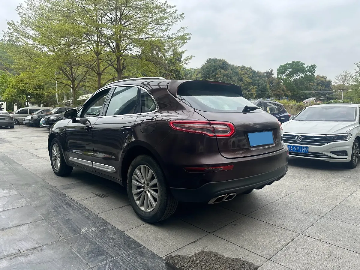 2017 Zotye SR9 2.0T 190HP L4 6DCT,autocango,china used car exporter,china ev exporter,chinese used car exporter,chinese used ev exporter