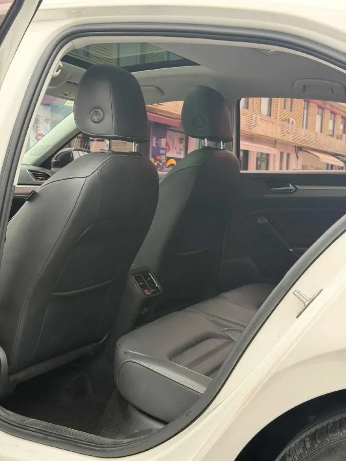 2021 Volkswagen Lamando 1.4T 150HP L4 7DCT,autocango,china used car exporter,china ev exporter,chinese used car exporter,chinese used ev exporter