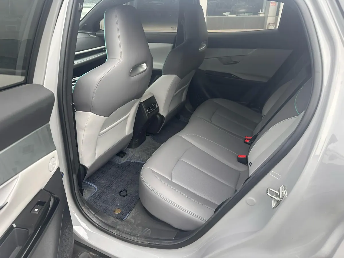 2023 ChangAn UNI-T 1.5T 188HP L4 7DCT,autocango,china used car exporter,china ev exporter,chinese used car exporter,chinese used ev exporter