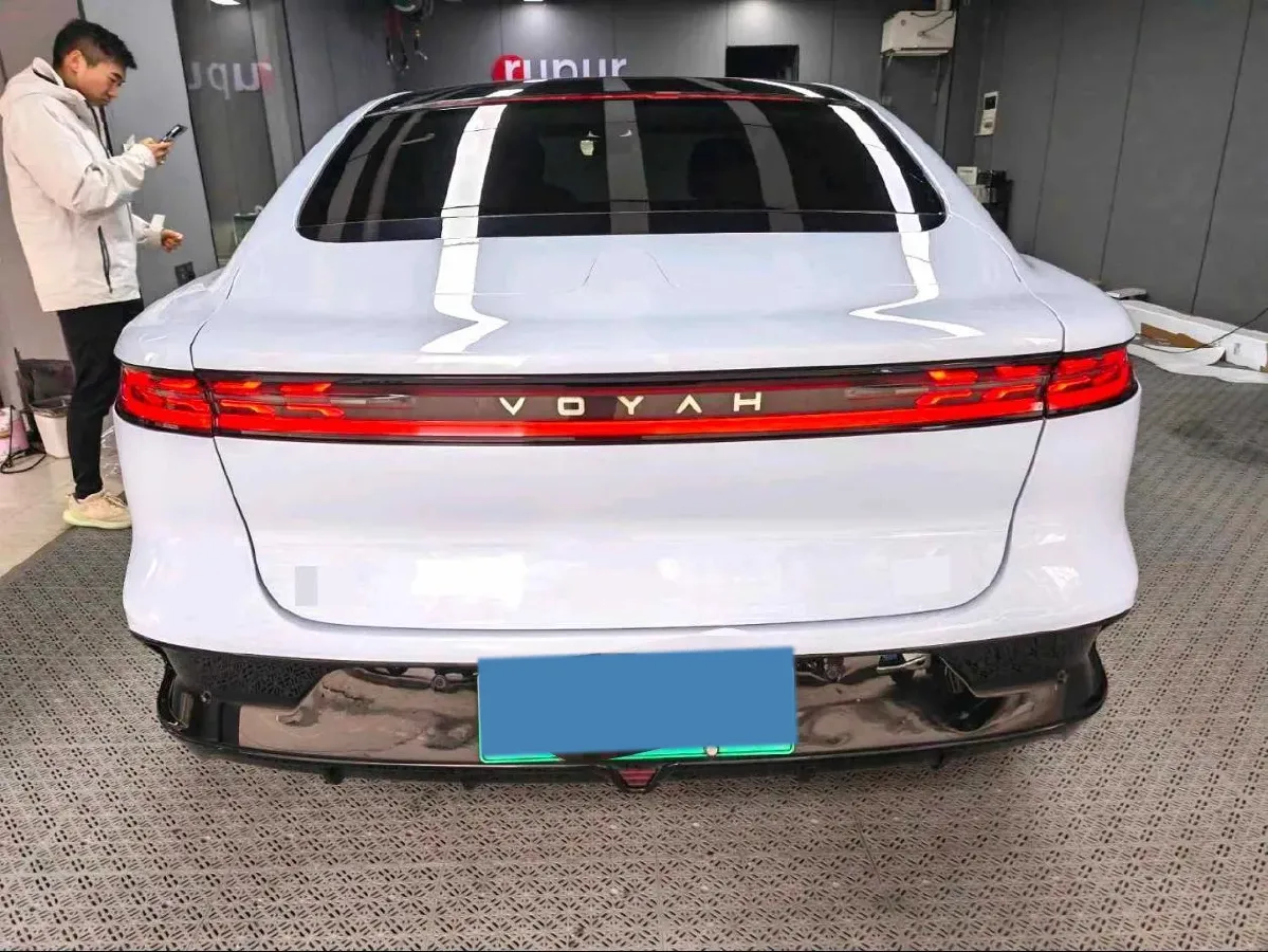 2023 Voyah ZhuiGuang BEV 82.11KWH,autocango,china used car exporter,china ev exporter,chinese used car exporter,chinese used ev exporter