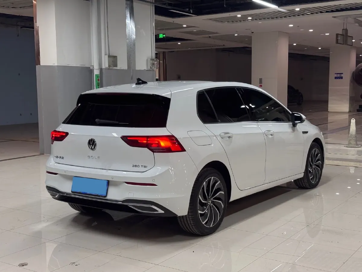 2024 Volkswagen Golf 1.4T 150HP L4 7DCT,autocango,china used car exporter,china ev exporter,chinese used car exporter,chinese used ev exporter