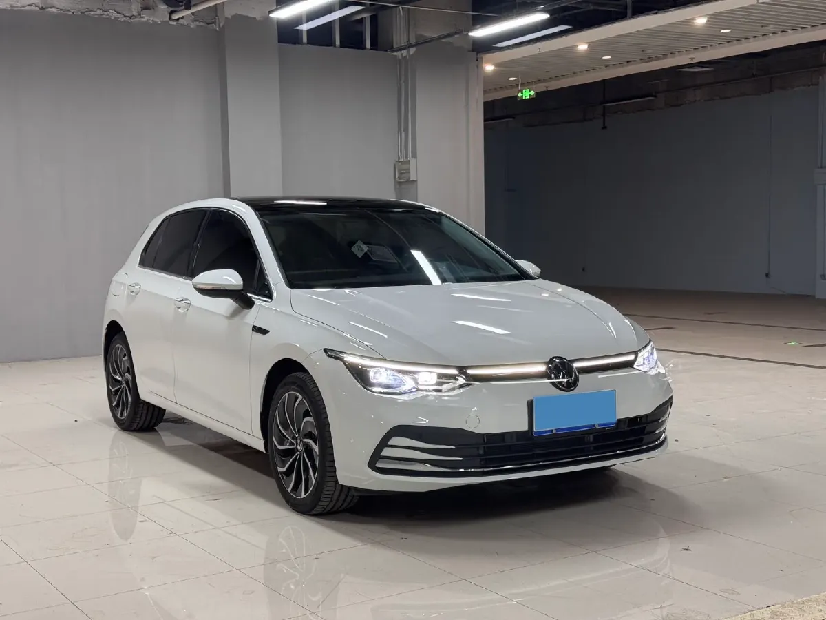 2024 Volkswagen Golf 1.4T 150HP L4 7DCT,autocango,china used car exporter,china ev exporter,chinese used car exporter,chinese used ev exporter