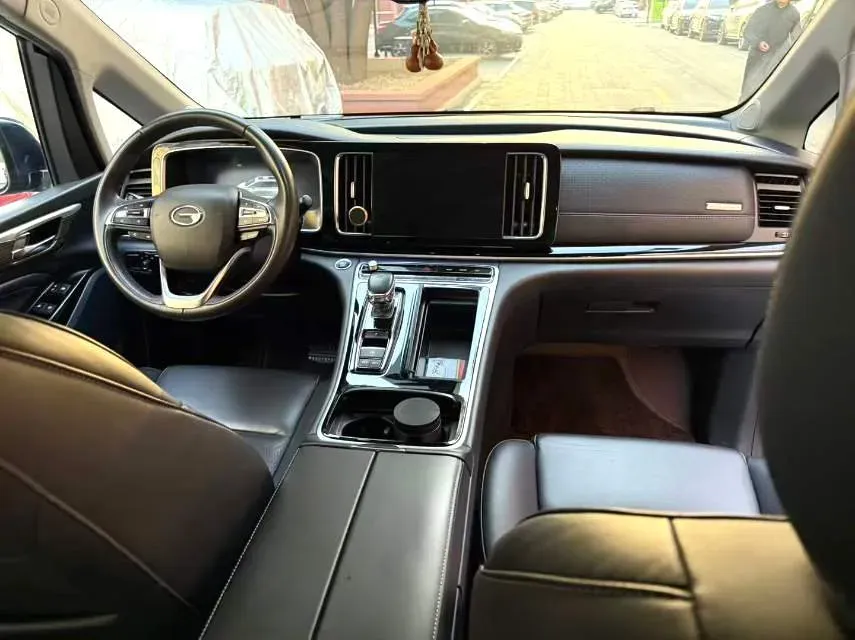 2021 GAC Trumpchi M8 2.0T 252HP L4 8AT,autocango,china used car exporter,china ev exporter,chinese used car exporter,chinese used ev exporter