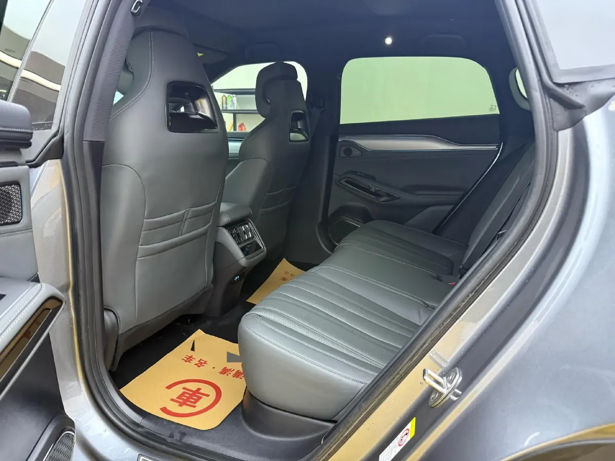 2024 BYD SongL EV BEV 71.8KWH,autocango,china used car exporter,china ev exporter,chinese used car exporter,chinese used ev exporter