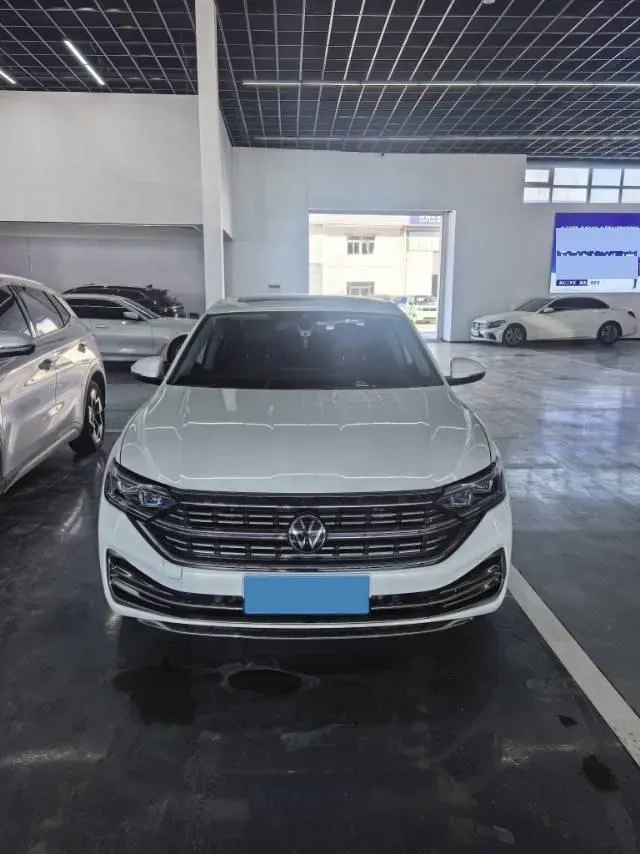2023 Volkswagen Sagitar 1.4T 150HP L4 7DCT,autocango,china used car exporter,china ev exporter,chinese used car exporter,chinese used ev exporter
