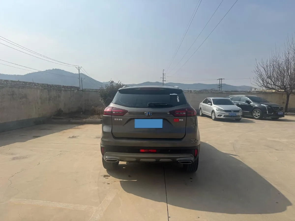 2020 Roewe i6 1.5T 169HP L4 7DCT,autocango,china used car exporter,china ev exporter,chinese used car exporter,chinese used ev exporter