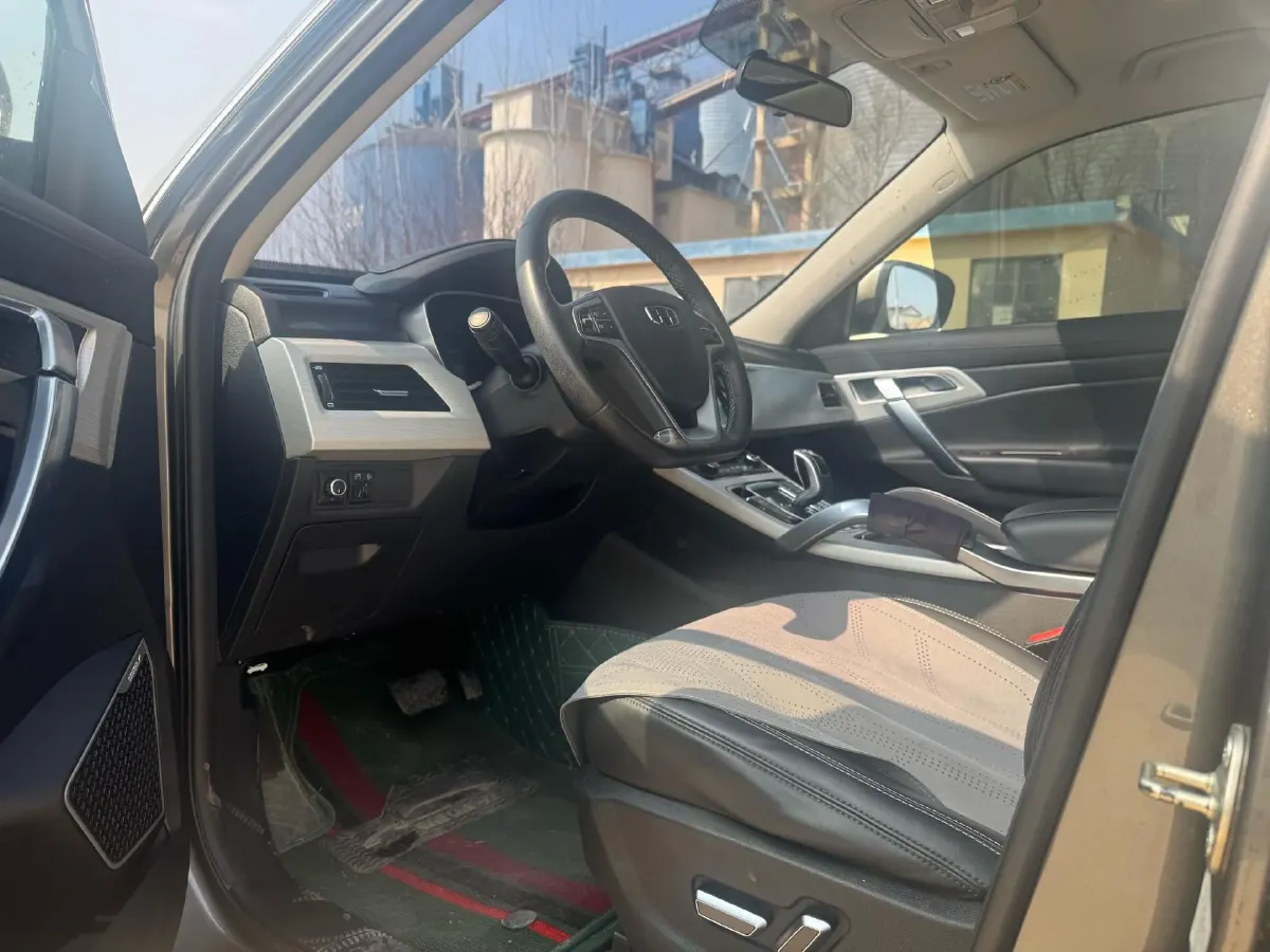 2020 Roewe i6 1.5T 169HP L4 7DCT,autocango,china used car exporter,china ev exporter,chinese used car exporter,chinese used ev exporter