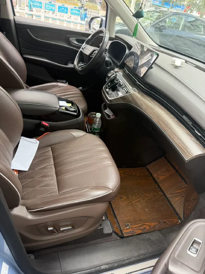 2022 Roewe iMAX8 BEV 90KWH,autocango,china used car exporter,china ev exporter,chinese used car exporter,chinese used ev exporter