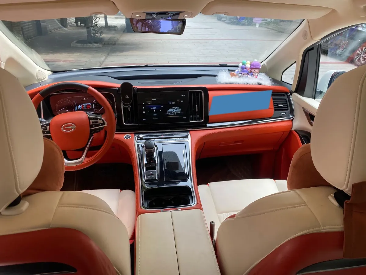 2023 GAC Trumpchi M8 2.0T 252HP L4 8AT,autocango,china used car exporter,china ev exporter,chinese used car exporter,chinese used ev exporter